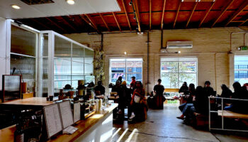 Maru Coffee - Coffee Shop
