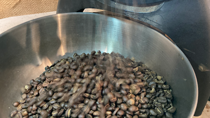 Blended House Coffee coffee roaster - specialty coffee beans and local coffee shop